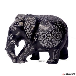 Handicraft Marble Elephant Touching Carving Work